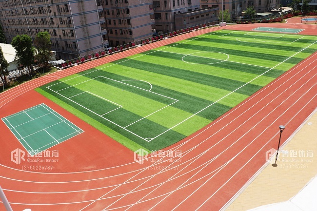 學校塑膠跑道施工