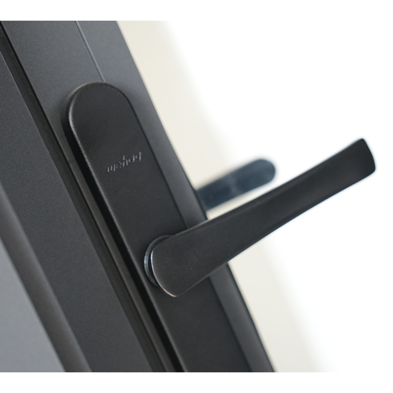 109-window-03.jpg
