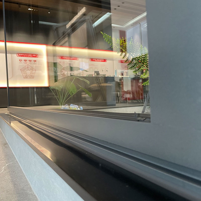 window-07(1745286691509).jpg