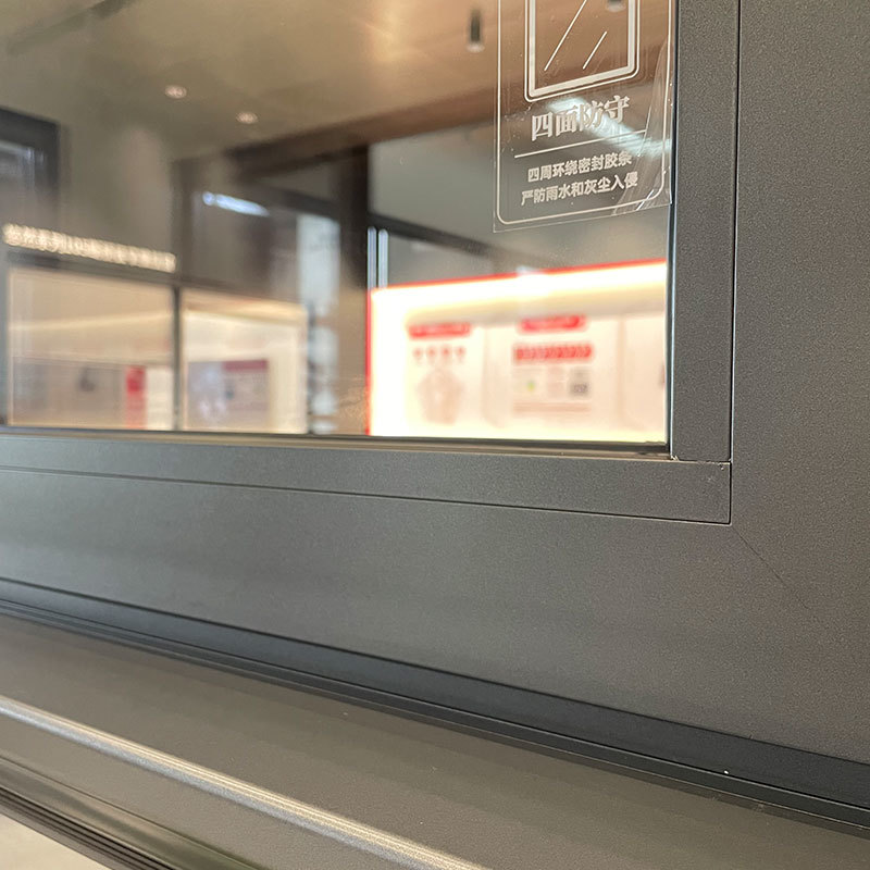window-09(1745286691498).jpg