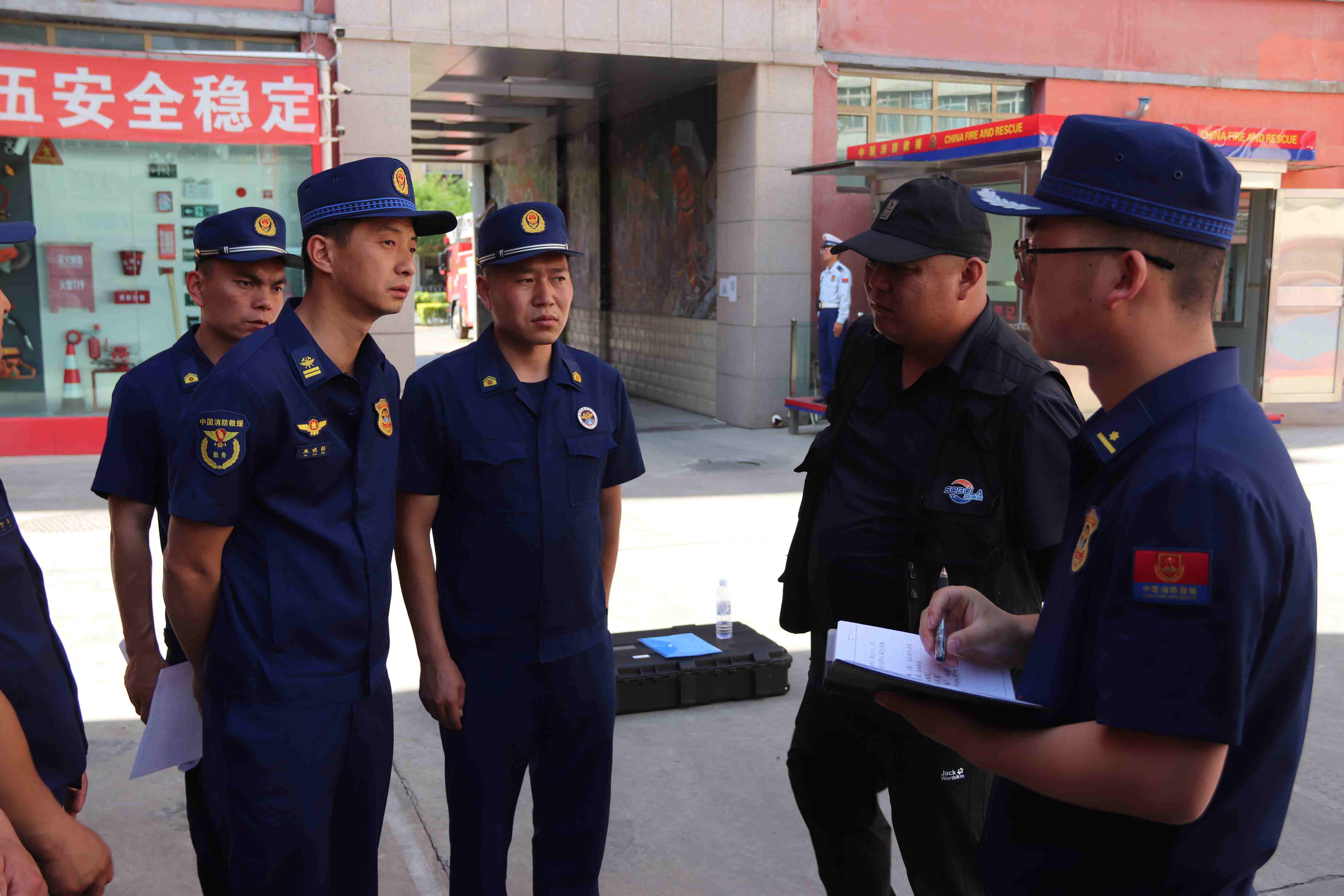 北京盛博蓝助力兰州市城关区东岗消防救援站开展雷达生命探测仪、音视频生命探测仪、余震监测仪巡检工作