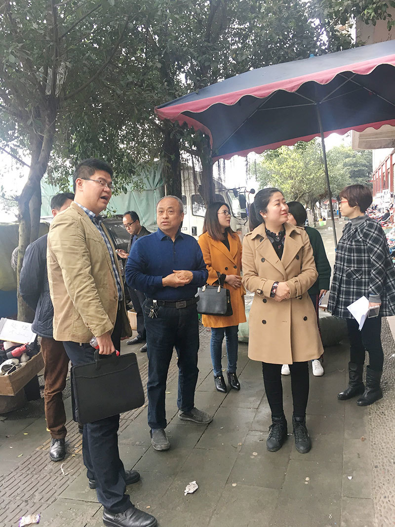 區(qū)組織部副部長(zhǎng)趙近和鎮(zhèn)組織委員唐靈夢(mèng) 區(qū)組織部副部長(zhǎng)趙近和鎮(zhèn)組織委員唐靈夢(mèng)