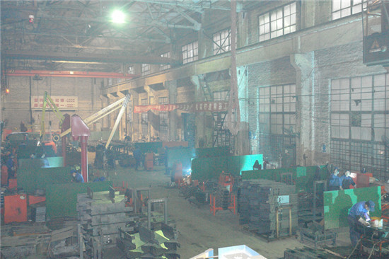 好运搬手工焊接工作场地实景 好运搬手工焊接工作场地实景