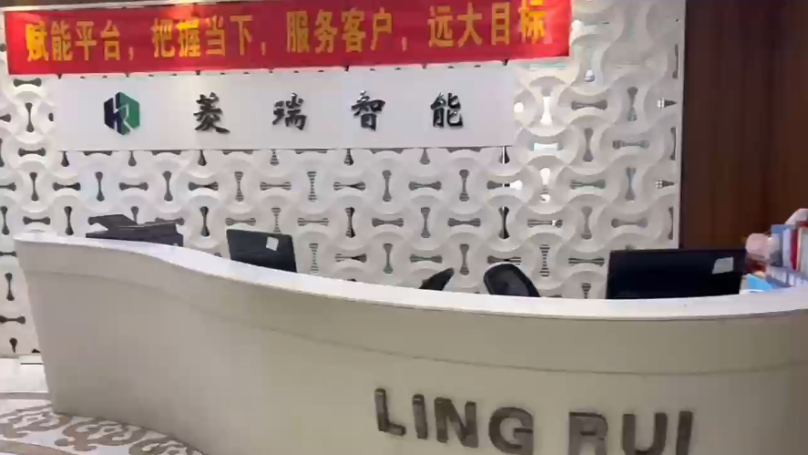 视频标题 视频标题