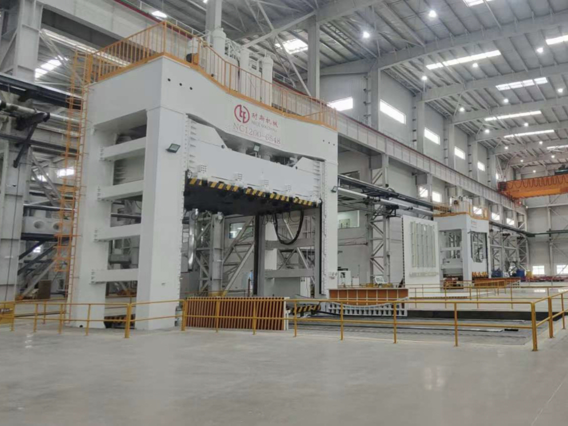 Large tonnage die-casting machine customer