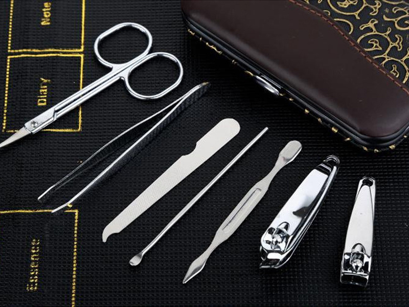 Home Nail-Care Kits Gaining Popularity, But Proper Use Is Key