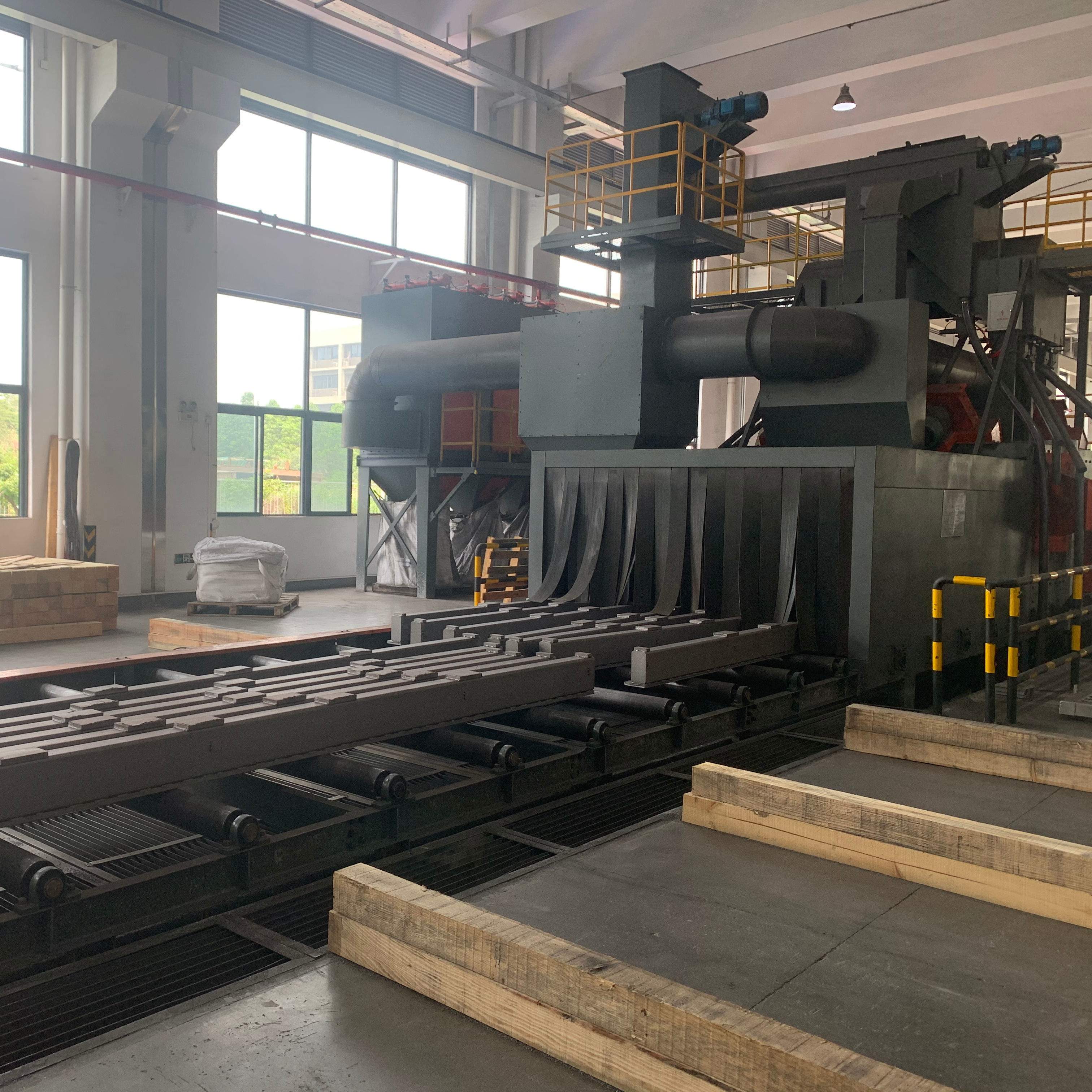 High Efficiency Electric Fuel Motor Shot Blast Cleaning Machine Roller Conveyor H Beam Steel Pass Type Wheel Blaster Abrators