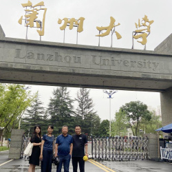Mr. He and his party visited Lanzhou University Mr. He and his party visited Lanzhou University