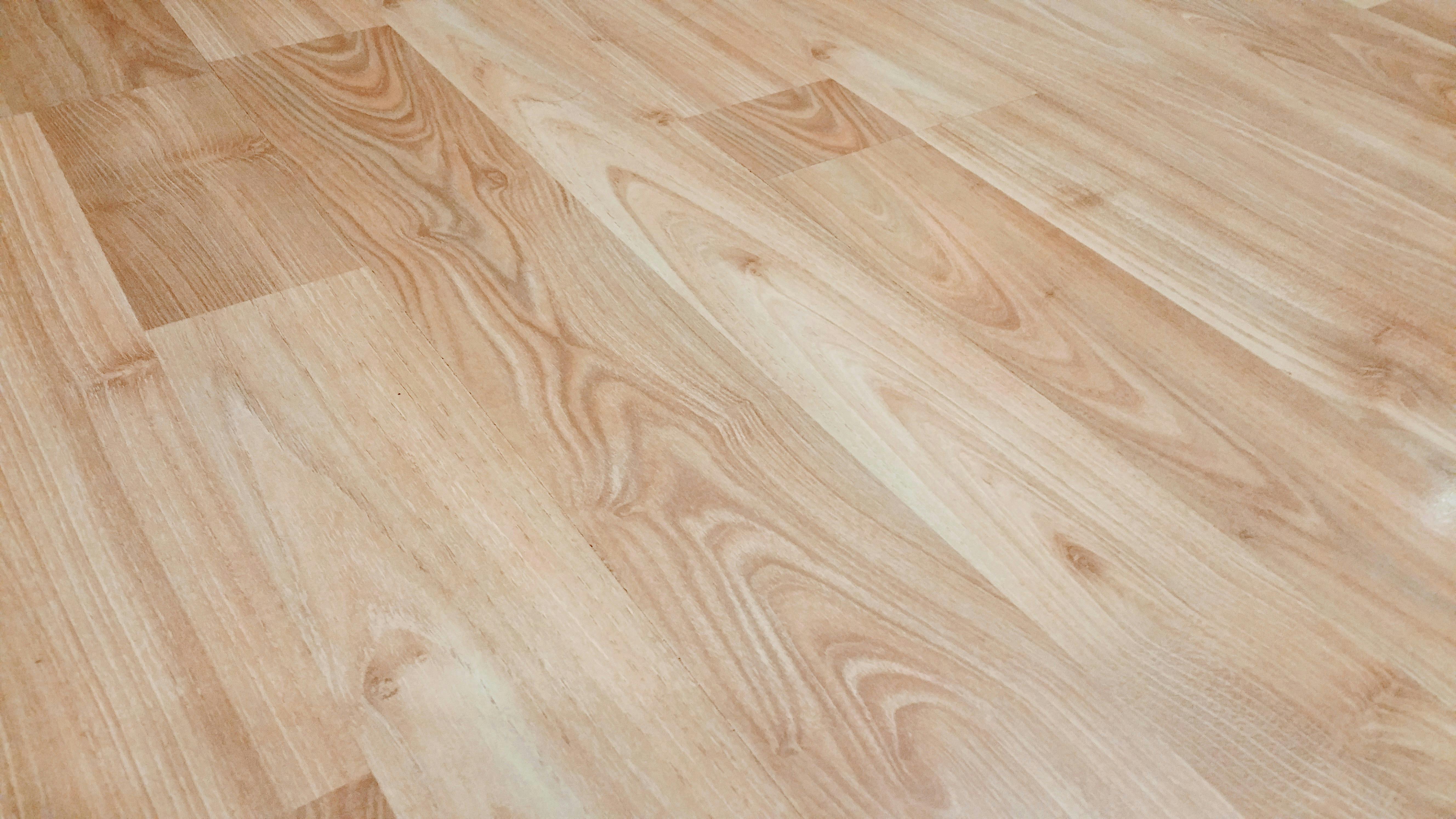 Environmentally friendly plasticizers support the development of PVC flooring - Guangyuan Ruifeng New Materials