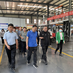 The Municipal Committee of the China Democratic National Construction Association visited the factory area The Municipal Committee of the China Democratic National Construction Association visited the factory area