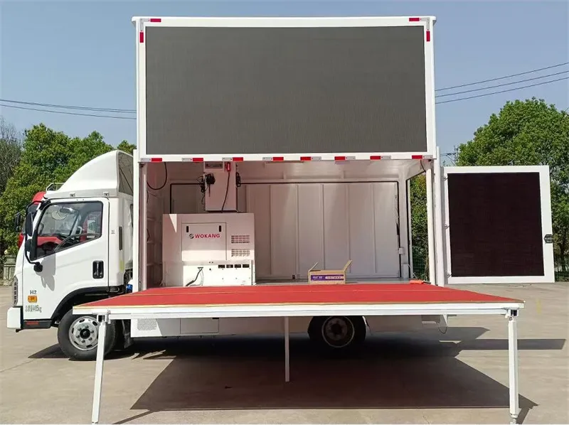 Factory Supply Foton Forland 3 Sides P4 Outdoor Display LED Advertising Truck
