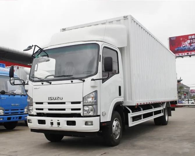 Hot Sale Diesel Engine 700p 4X2 5200mm Wheelbase Van Truck Box Truck