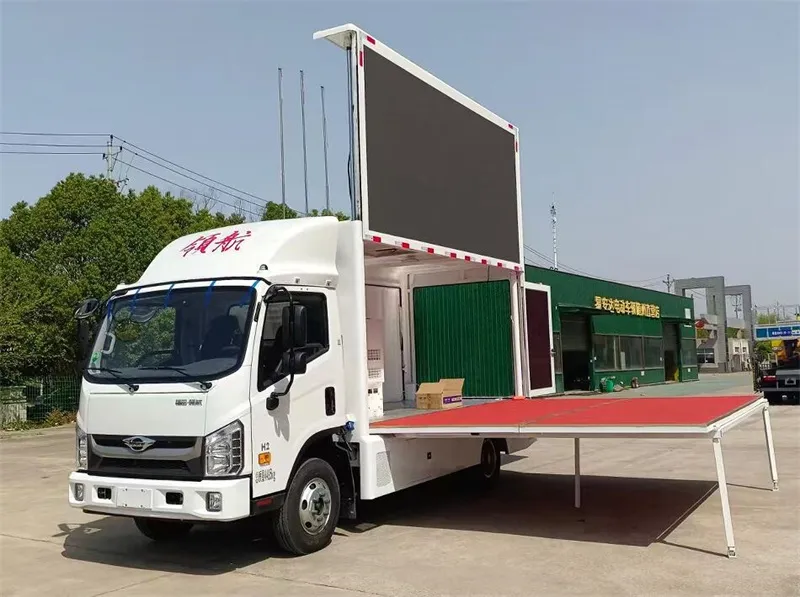 Factory Supply Foton Forland 3 Sides P4 Outdoor Display LED Advertising Truck