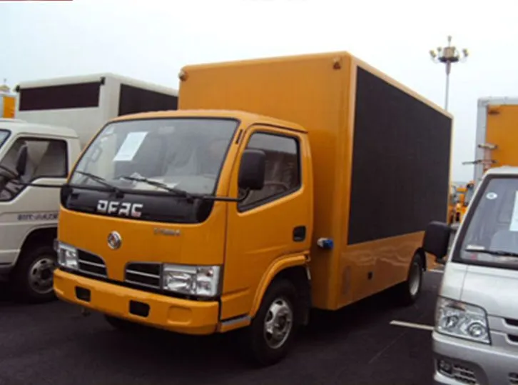 Dongfeng Mobile Full Color Screen LED Advertising Truck
