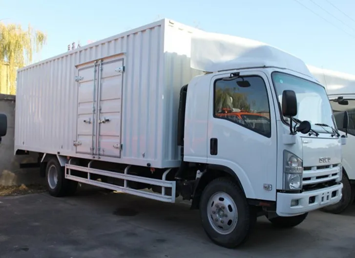 Hot Sale Diesel Engine 700p 4X2 5200mm Wheelbase Van Truck Box Truck