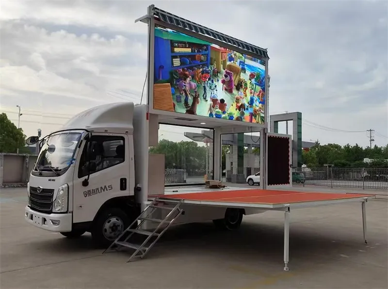 Factory Supply Foton Forland 3 Sides P4 Outdoor Display LED Advertising Truck