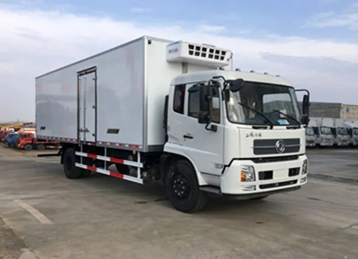 Dongfeng 40m3 Refrigerated Cold Room Van Truck Refrigerator Truck