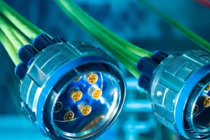 What is the difference between electric vehicle wiring harnesses?