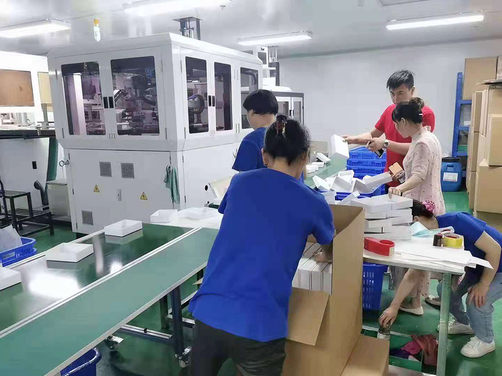 包装设备