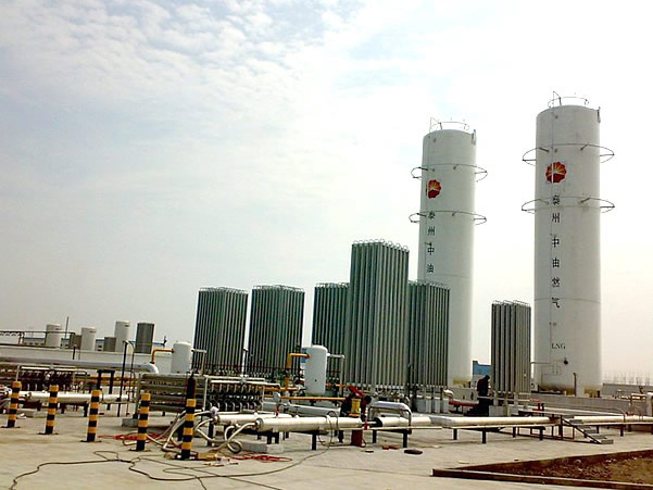 泰州中油興化市戴南鎮(zhèn)LNG站、CNG站及門站設(shè)備管道安裝工程