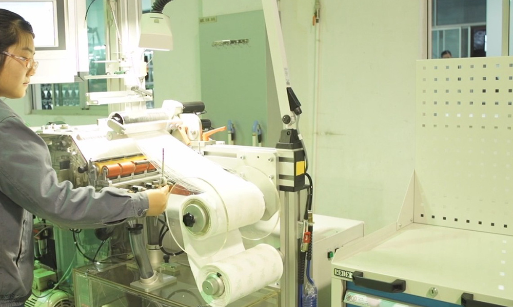The principle of paper machine dewatering equipment