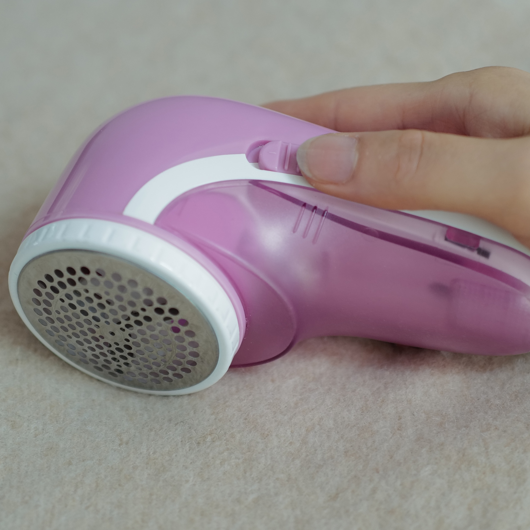 Type-C Rechargeable Lint Remover