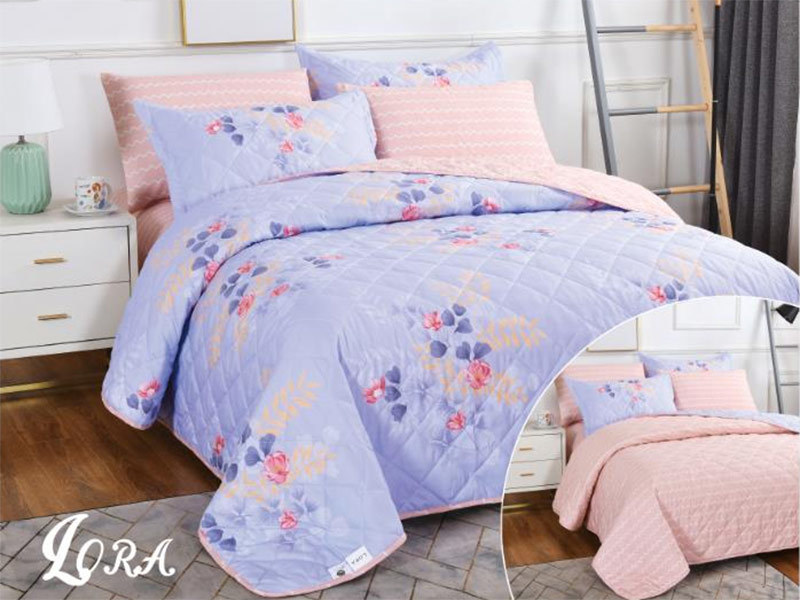 Bed cover multi-piece set