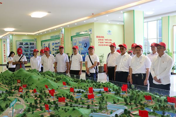 【順豐動(dòng)態(tài)】大理州生態(tài)環(huán)境局黨總支與順豐洱海環(huán)保股份黨委開展慶祝建黨99周年主題黨日活動(dòng)