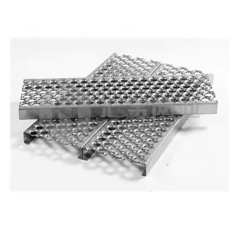 Perf-O-Grip's combination of large debossed holes and perforated buttons provide a superior anti-slip surface.