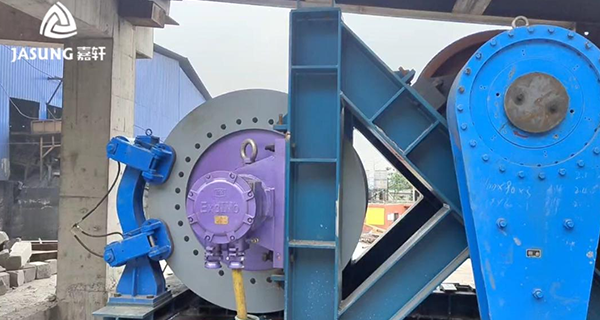 Installation and commissioning of the conveyor belt for the main shaft transportation of Xinquanlun Coal Industry in Yunnan Guizhou region Installation and commissioning of the conveyor belt for the main shaft transportation of Xinquanlun Coal Industry in Yunnan Guizhou region