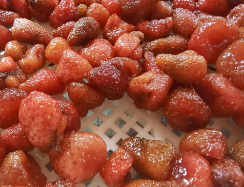dried strawberries