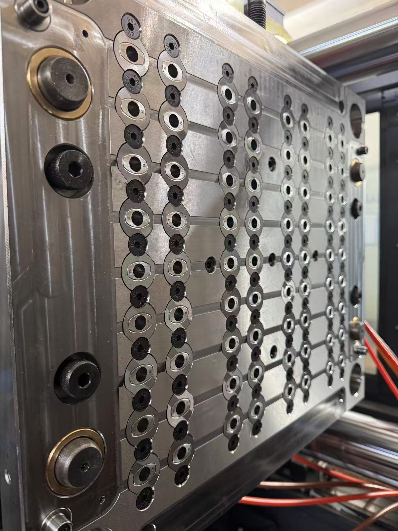 64腔5毫升注射器模具