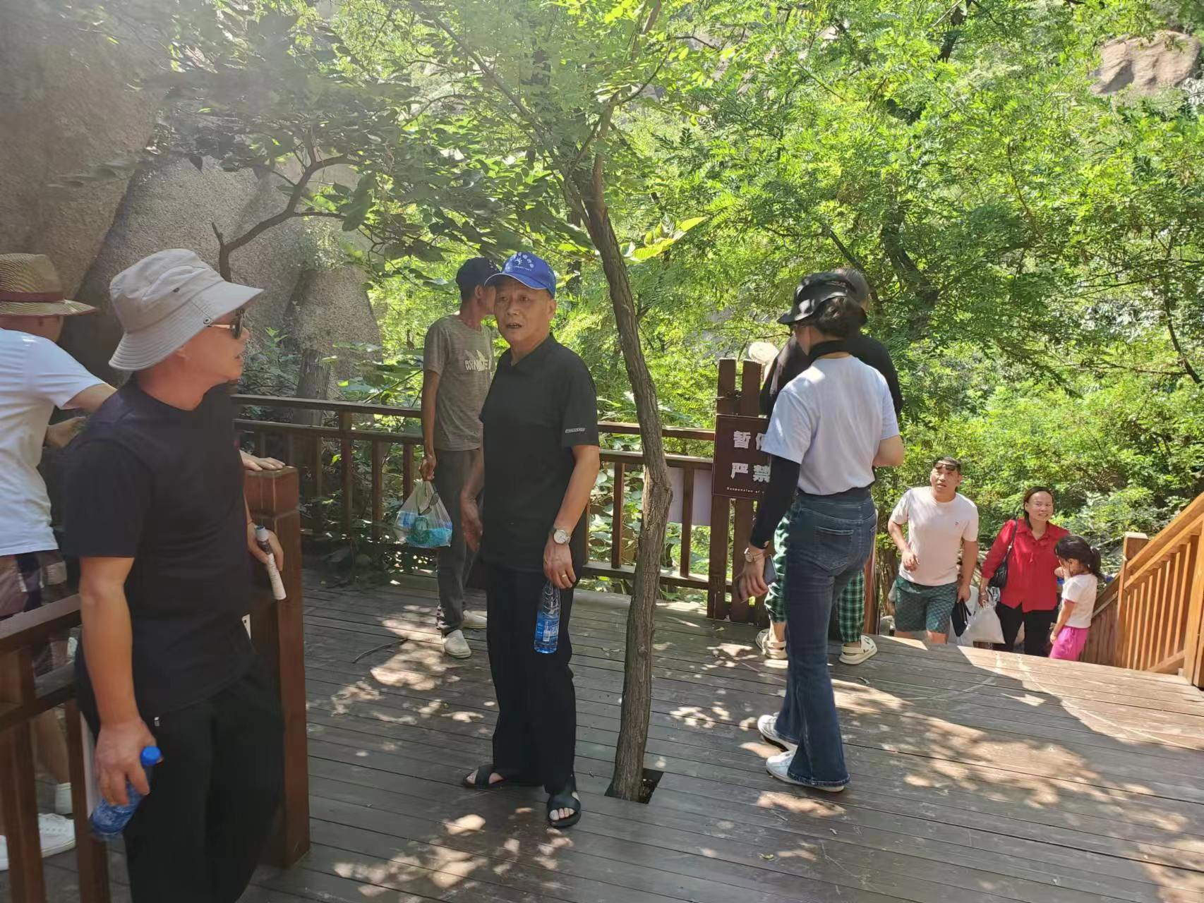 云夢(mèng)縣水利水電工程公司職工爬山團(tuán)建活動(dòng) 云夢(mèng)縣水利水電工程公司職工爬山團(tuán)建活動(dòng)