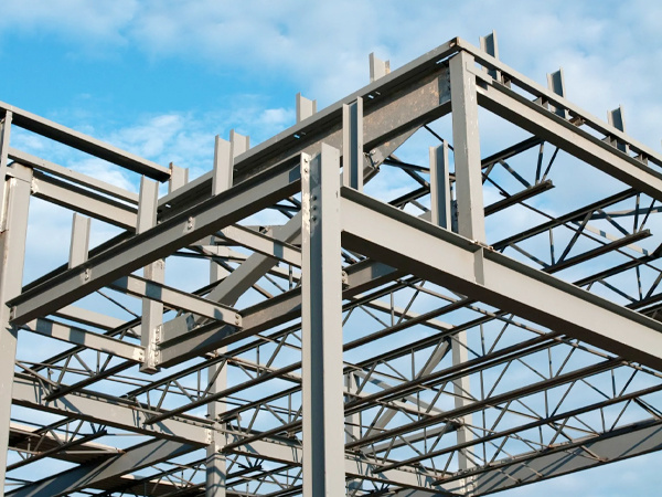 Is the steel structure the main structure?