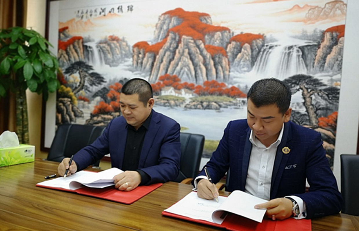2019年3月8日九福来再添盟友 签约广州香爵生物