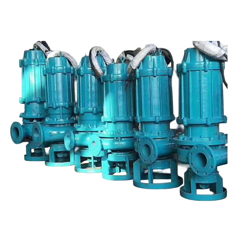 Submersible slurry pump