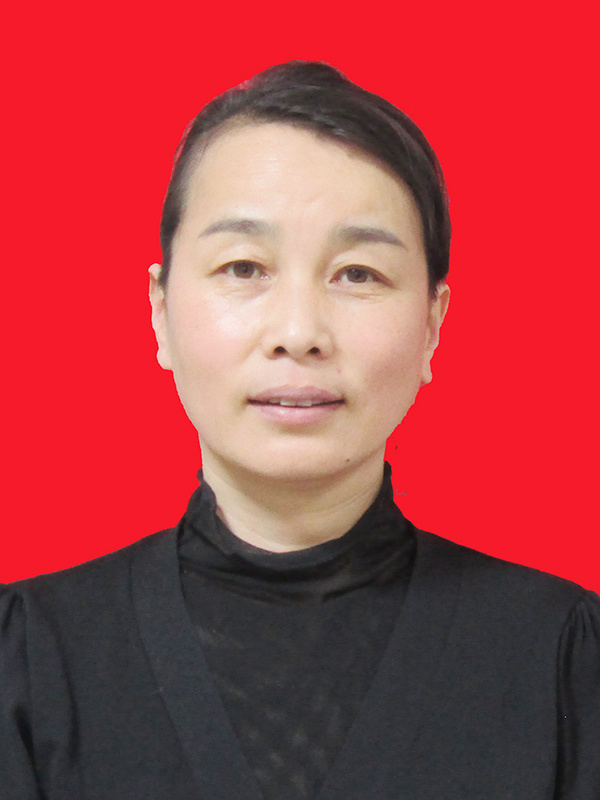 优秀员工　李艳华