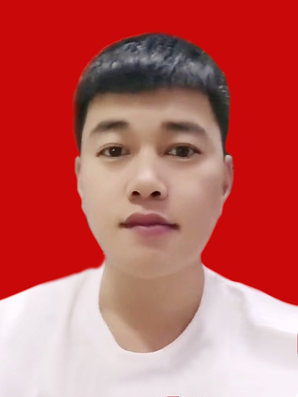 优秀员工　李兵