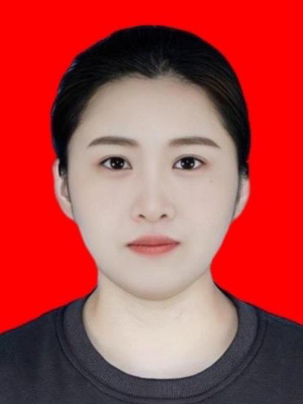 优秀员工　刘云
