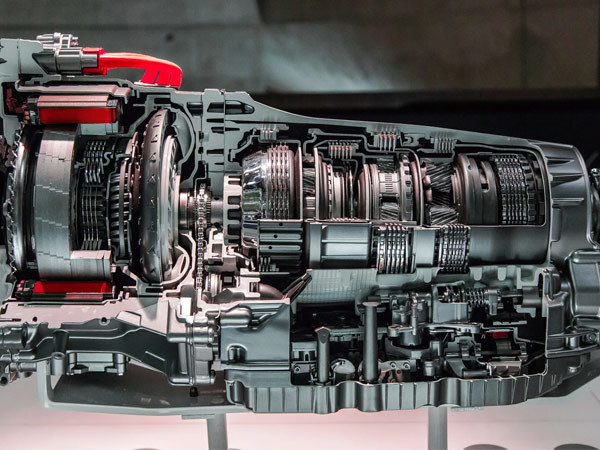 What types of truck transmissions are there?