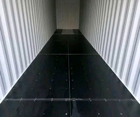 0 0