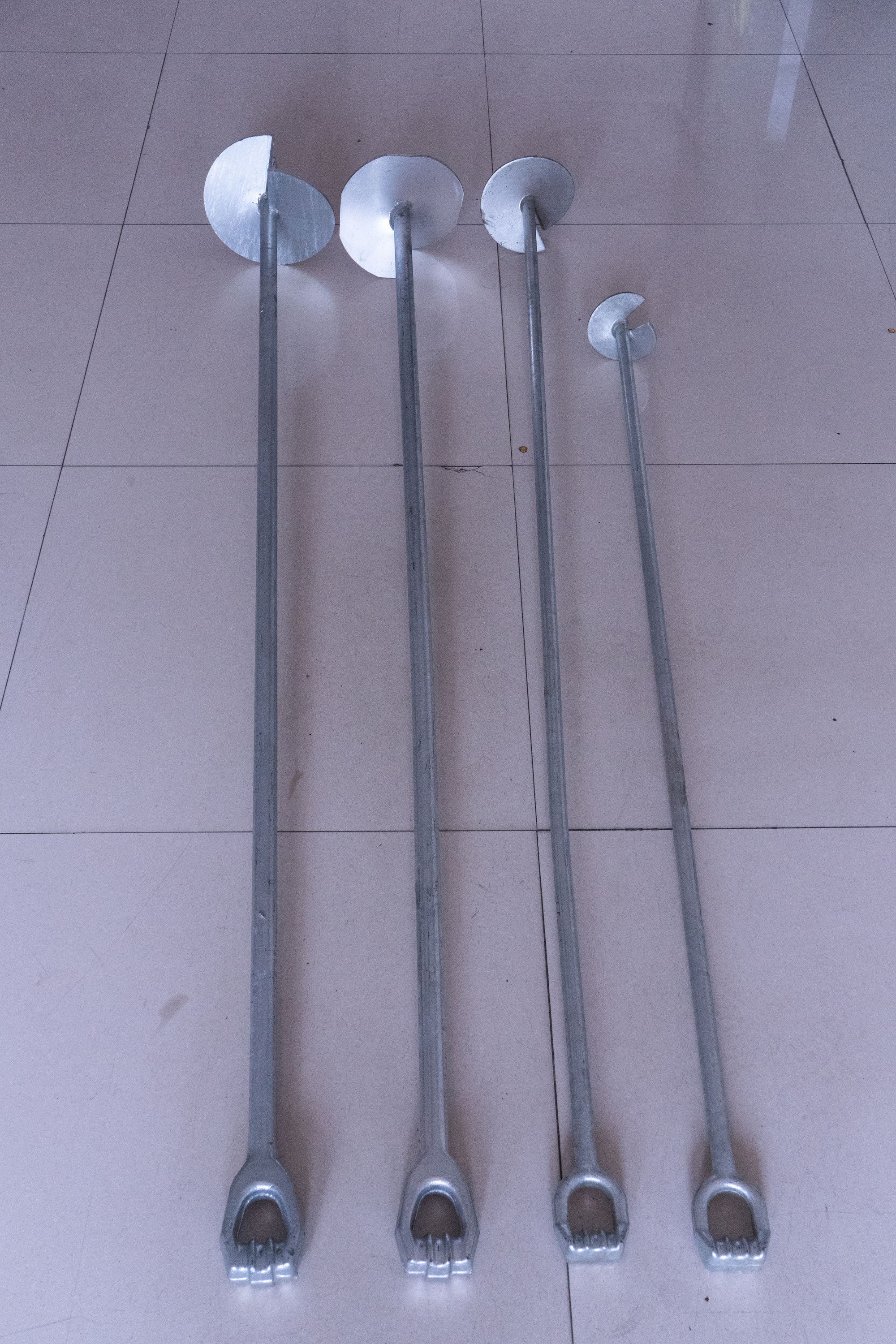 NO WRENCH SCREW ANCHORS