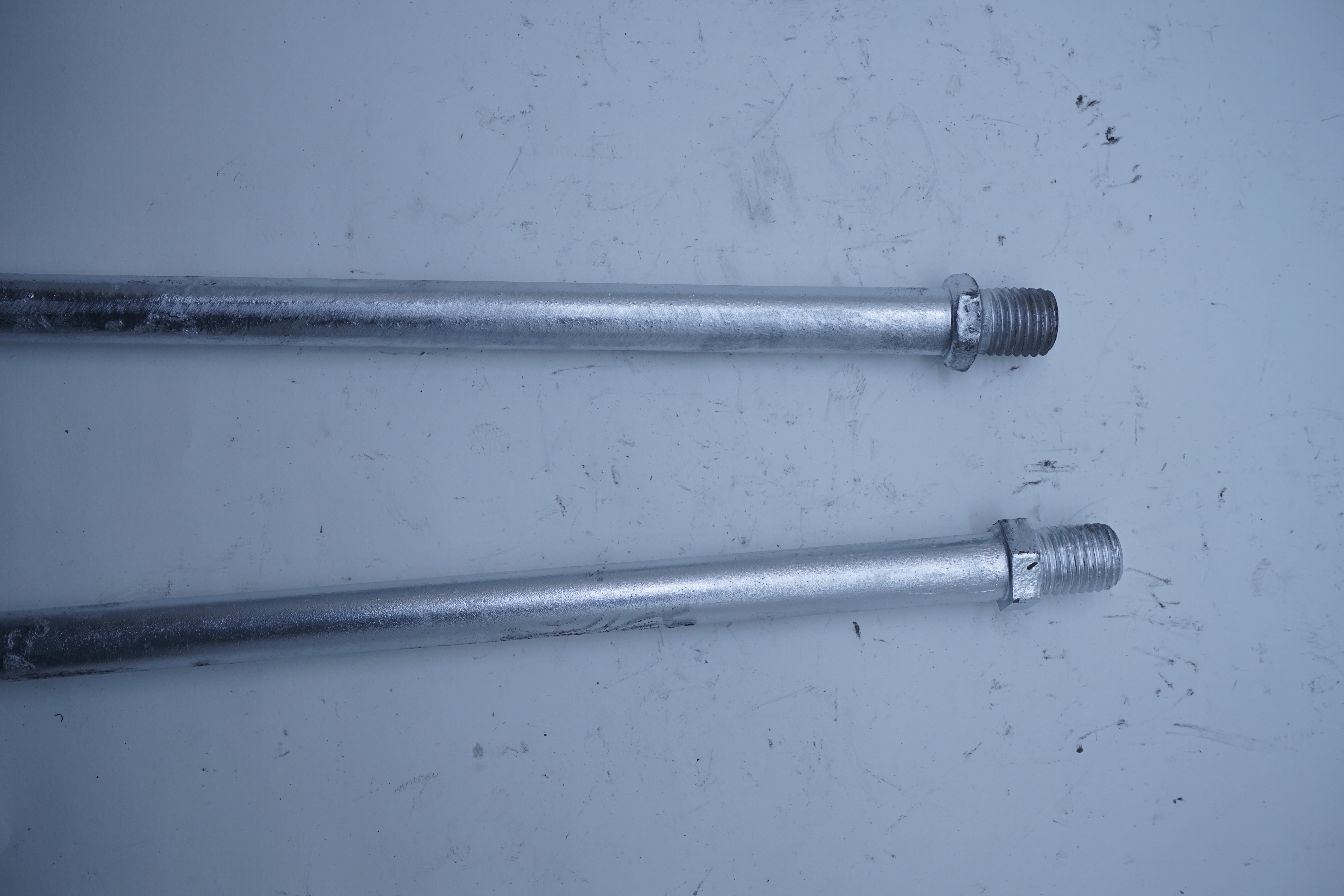 SCREW ANCHOR RODS WITH EYE NUTS