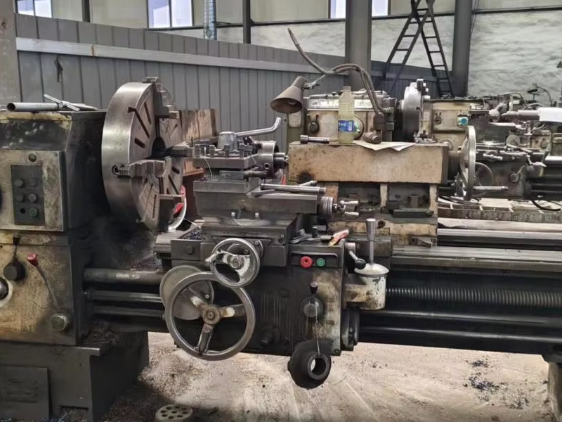 Water pumps have a wide range of applications in various fields.