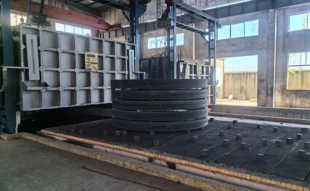 Heat treatment equipment Heat treatment equipment