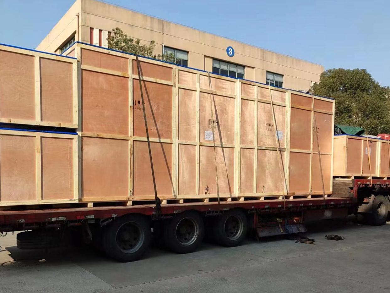 Loading & Shipping