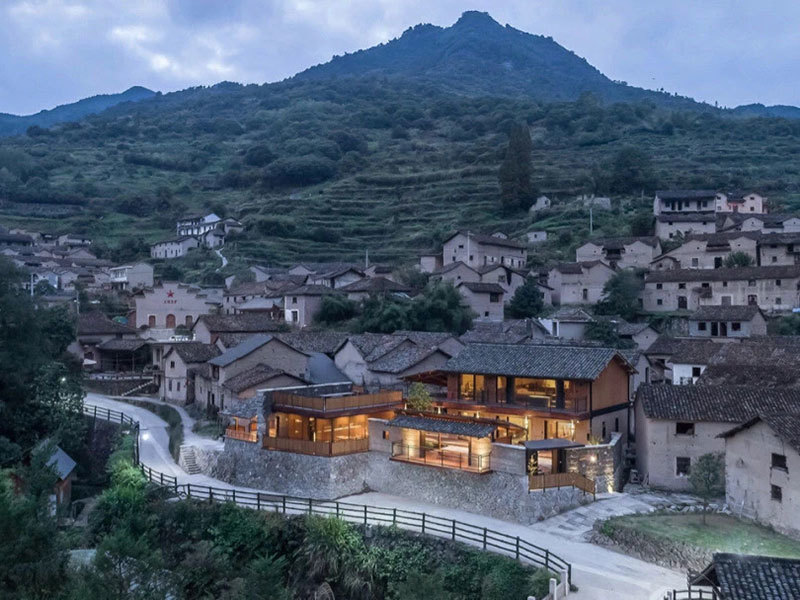 秘境梁家山精品民宿景区