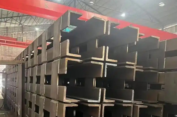 格构柱