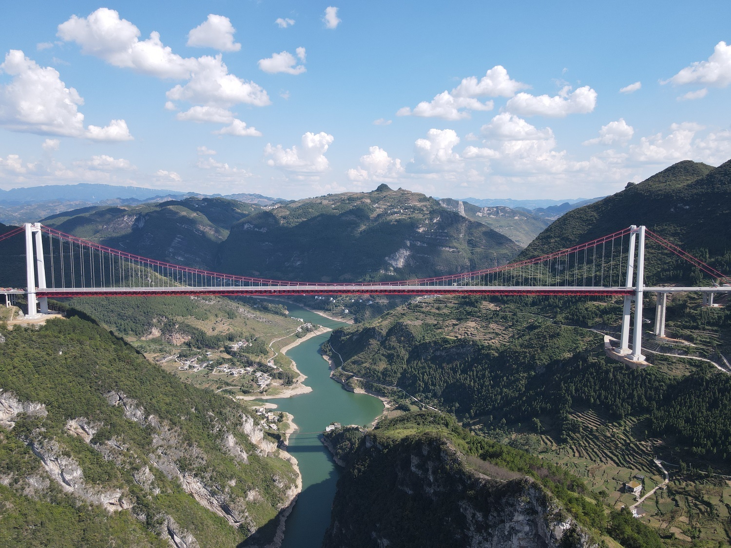 我公司順利完成桐梓河特大橋 荷載試驗(yàn)檢測(cè)