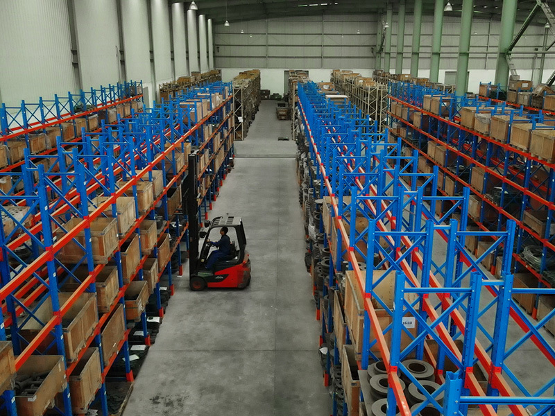 Warehousing01 Warehousing01